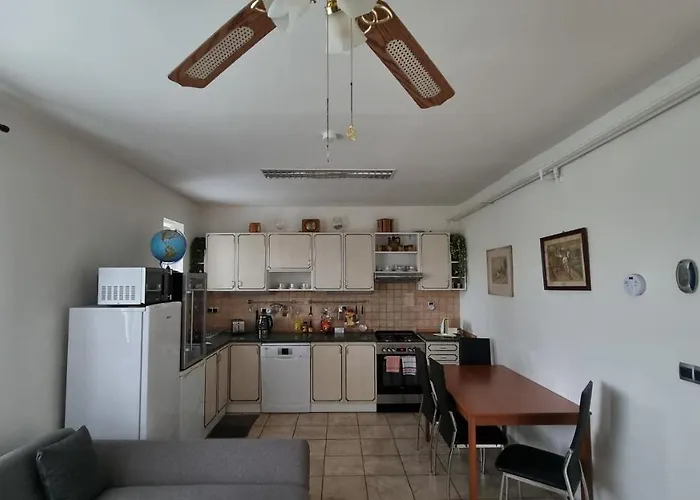 Appartement Modré Z Nebe